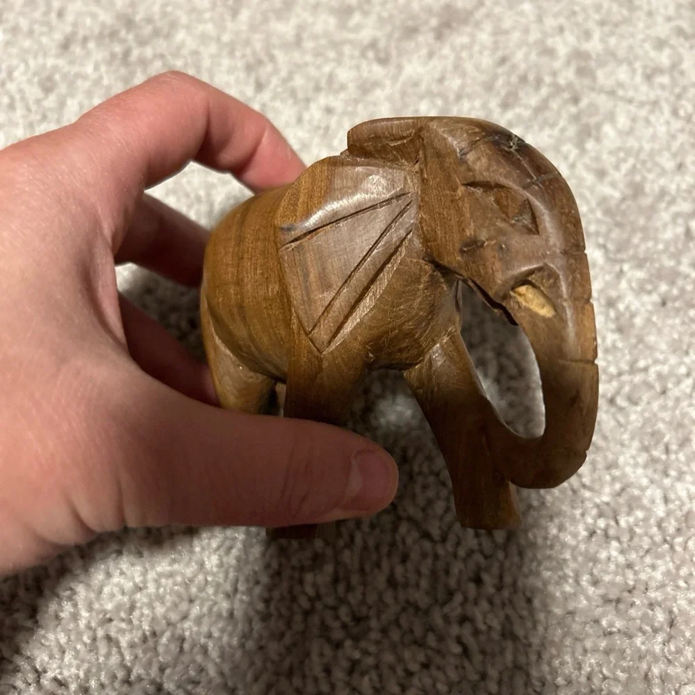 Vintage Hand Carved Wooden Elephant 5x3.5’ & Wooden Ox 3.5x2.5’